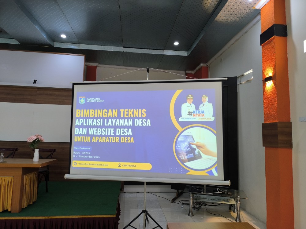Diskominfotik Lobar Sukses Gelar Hari Kedua Bimtek, Perangkat Desa Kian Mahir Kelola Layanan Digital